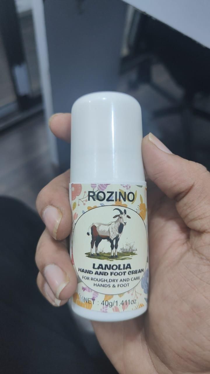 Hand & Foot Roll On for Roughness & Dryness 40gm